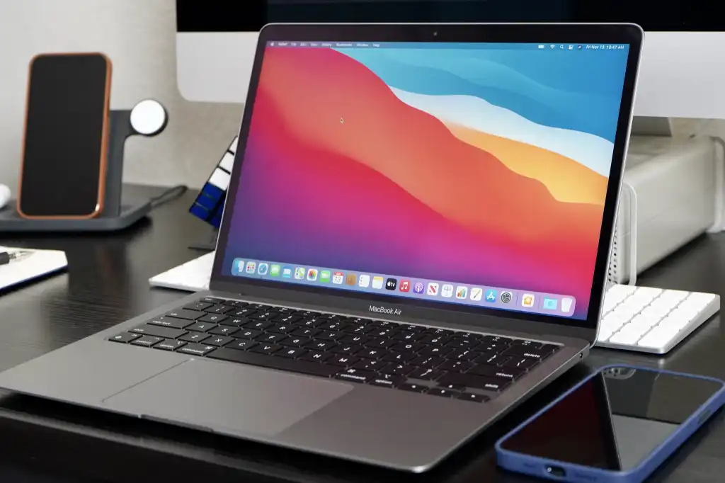 Apple MacBook Air M1: Новый уровень мощности и эффективности в ноутбуке