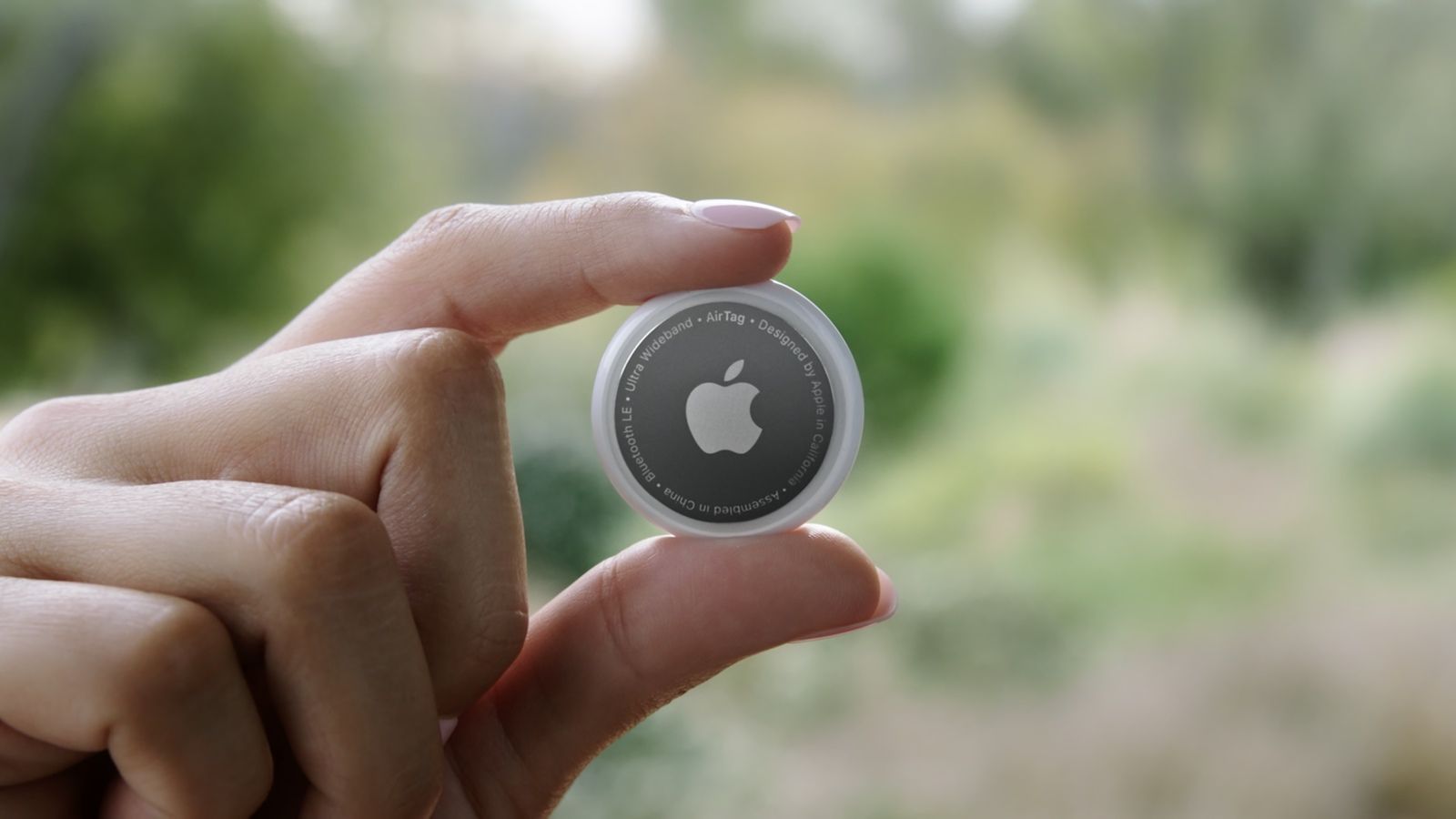 Apple AirTag: Магия Отслеживания Ваших Вещей